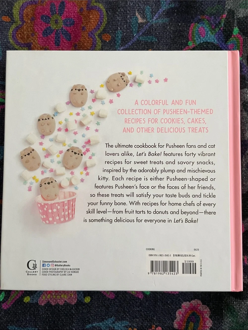 Pusheen Let's Bake! Cookbook - Pink Pastel Pastries Cakes 🧁 New Recipes Kawaii